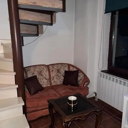 Apartament Maia's